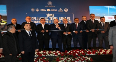 Sanayi ve Teknoloji Bakanı Varank, Sivas'ta konuştu: