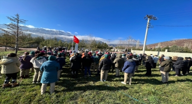 Şehit Okan Altıparmak mezarı başında anıldı