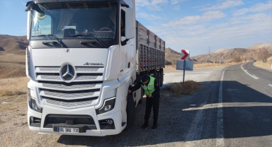 Şereflikoçhisar'da zorunlu kış lastiği denetimi 