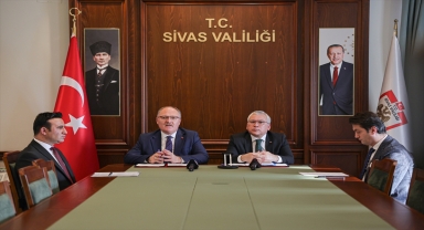 Sivas'ta eşi vefat eden 12 kadına sosyal konut yapılacak 