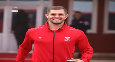 Sivasspor kafilesi İstanbul'a gitti