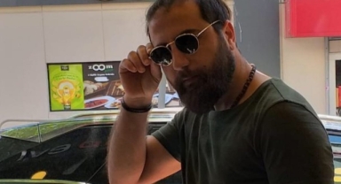 Ahmet Hanifoğlu kimdir? 