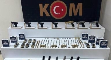 İş yerine ait depoda yüklü miktarda tarihi eser ve mühimmat ele geçirildi