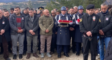 Mesut Soyfidan Genel Merkez Aday Tanıtım Programını İptal Etti, Şehidimizin Cenazesine Katıldı