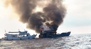 Ölüm Adası’na giderken ölümden döndüler... Feribotta yangın