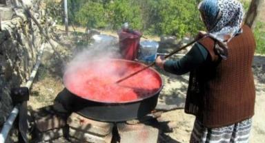 Kış Hazırlıkları Karaman'da Başladı: İşte Salçalık Domates Fiyatları