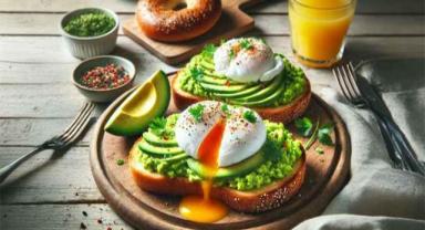 Sağlıklı Kahvaltı Fikri: Avokadolu Tost ve Haşlanmış Yumurta