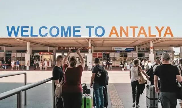 Antalya: Türkiye'nin Turizm Başkenti ve Geleceği