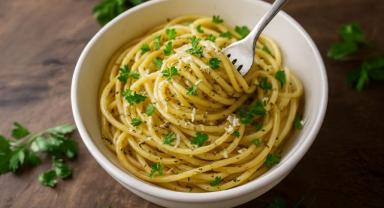 Sarımsak ve Kekik Aromalı Hafif Makarna – Nefis ve Sağlıklı Bir Seçenek