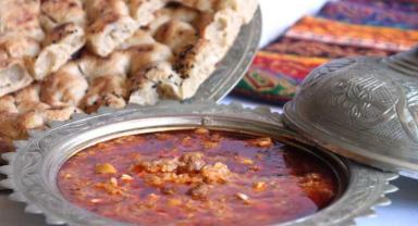 Antalya Gülüklü Çorba Tarifi (Topalak Çorbası)