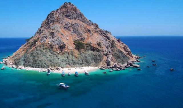 Antalya’nın Sır Gibi Saklı Cenneti: Suluada