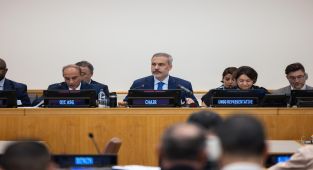 Dışişleri Bakanı Fidan'dan BM'de Önemli Zirve: İİT Toplantısına Başkanlık Etti