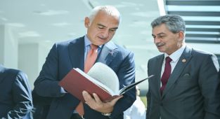 Resimli Türk Âbideleri Eseri Yeniden Yayınlandı: Kültür Mirasımız Geleceğe Taşınıyor