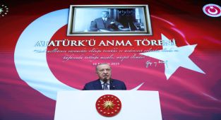 Adalet Bakanlığı, Atatürk'ü Anma Töreni'ne Katıldı: Vatan Emanetine Sahip Çıkma Vurgusu