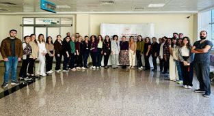 Antalya Eğitim ve Araştırma Hastanesi'nde Yoğun Bakım Hemşireliği Eğitim Programı Başladı