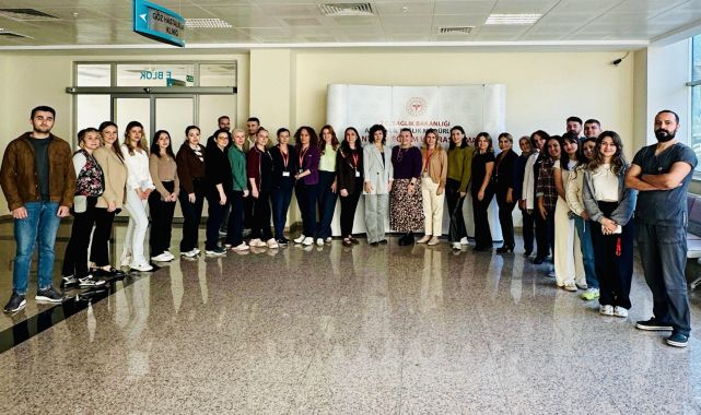 Antalya Eğitim ve Araştırma Hastanesi'nde Yoğun Bakım Hemşireliği Eğitim Programı Başladı