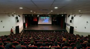 Antalya Emniyeti Kepez'de Gençlere Güvenli Gelecek Konferansı Verdi