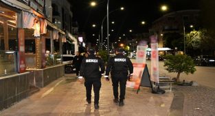 Antalya İl Emniyet Müdürü Sahada Görevli Personeli Denetledi