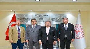 Antalya'da Sağlık Bakanlığı'nın REDES Sistemi Tanıtıldı ve Değerlendirildi