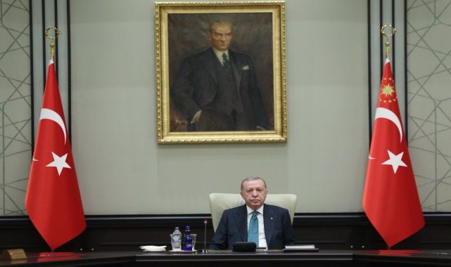 Cumhurbaşkanlığı Kabine Toplantısı'nda Kalkınma ve Huzur Odaklı Çalışmalar Ele Alındı