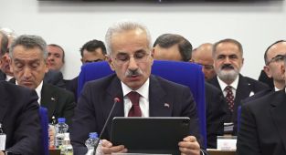 Uraloğlu: 5G İhalesi 3.5 Milyar Dolar Gelir Sağladı