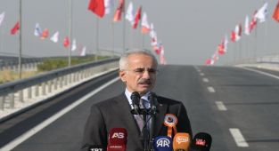 Uraloğlu Duyurdu: Bursa'ya 1.25 Milyar TL Tasarruf Sağlayacak Yeni Kavşak Açıldı