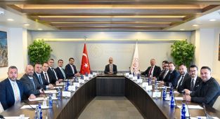 Uraloğlu, Tekirdağ Heyeti ile Bakanlıkta Buluştu, Şehir İçin Çalışmaları Değerlendirdi