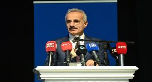 Uraloğlu, Trabzon Gençlik Meclisi Model BM Konferansı Kapanışına Katıldı