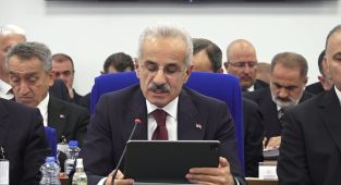 Uraloğlu: Yollar Şehirleri Değil, Gönülleri Birbirine Bağlıyor