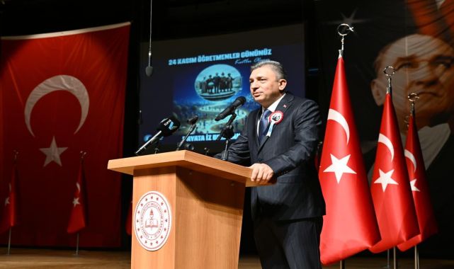 Vali Şahin ve İl Protokolü, Öğretmenler Günü Özel Programına Katıldı