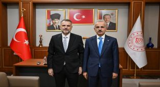 Ulaştırma Bakanı Uraloğlu, Bayrampaşa Ulaşım Altyapısını Görüştü