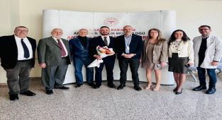 Antalya Eğitim ve Araştırma Hastanesi'nde Yeni Uzman Doktor Sevinci