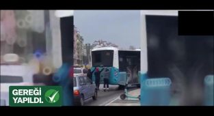 Antalya'da Trafik Güvenliğini Tehlikeye Düşüren İki Şahsa İşlem Yapıldı