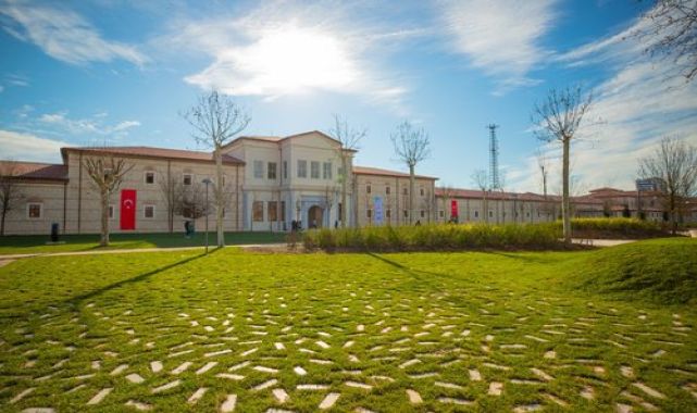 Rami Kütüphanesi Üç Yaşında: 7,7 Milyon Ziyaretçi Aşkın Başarı