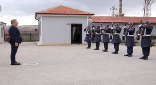 Vali Hayrettin Çiçek, İl Jandarma Komutanlığını Ziyaret Etti