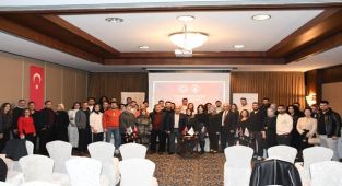 Antalya'da Evlenecek Gençlere Aile Buluşmaları ve Tecrübe Paylaşımı