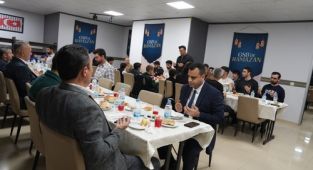 Antalya'da Nesiller Buluştu: İftar Sofrasında Gönül Köprüleri Kuruldu