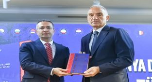 Bakan Ersoy, Uluslararası Ana Dil Günü'nde Türkçe'nin Zenginliğini Vurguladı