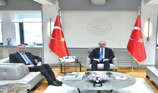 Bakan Uraloğlu, Ankara'daki Ulaştırma Projelerini Görüşmek Üzere Vekil Turan ile Buluştu