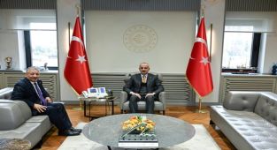 Bakan Uraloğlu, Şanlıurfa Milletvekili Pınarbaşı ile Yatırımları Görüştü