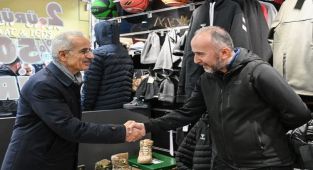 Bakan Uraloğlu Trabzon'da Esnafla Buluştu: 