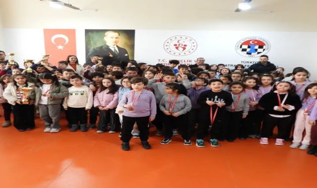 Karaman Okul Sporları Satranç Yarışmaları Minikler Kategorisi Tamamlandı