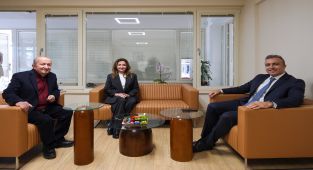 Karaman Valisi Hayrettin Çiçek, Bifa Bisküvi'yi Ziyaret Etti