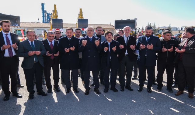 Karaman Valisi Hayrettin Çiçek Yeni Araçların Hizmete Alınma Törenine Katıldı