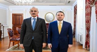 Ulaştırma Bakanı Uraloğlu, Adalet Bakanı Gürlek'e Ziyaret Etti