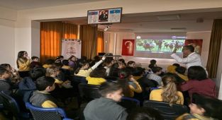 Veteriner Hekim Murat Şahiner, Öğrencilere Hayvanları Anlattı
