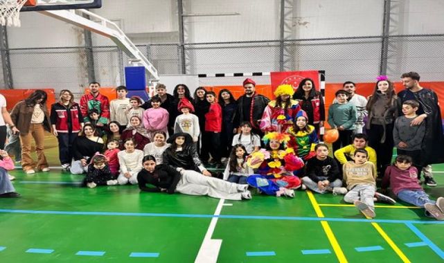 Alanya'da Çocuklara Yönelik Ramazan Şenliği Düzenlendi