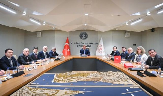Bakan Ersoy, Turizm Tanıtım Ajansı Üyeleriyle Buluştu