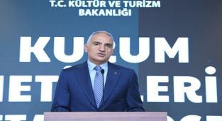 Bakan Ersoy'dan Ramazan Bayramı Öncesi Bayram Mesajı ve Turizm Vurgusu