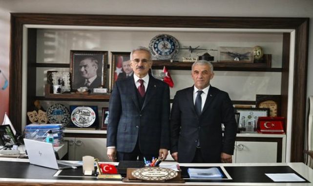 Bakan Uraloğlu Çaykara'da Belediye Başkanı Tok ile Buluştu